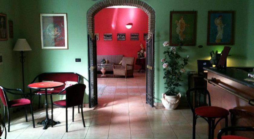 Hotel Degli Amici Помпей Екстериор снимка