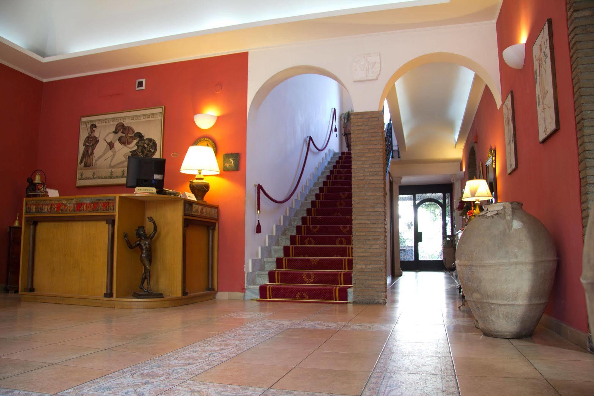 Hotel Degli Amici Помпей Екстериор снимка